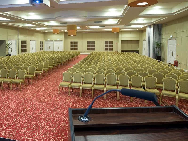 Charleville Park Hotel & Leisure Club Ireland Zewnętrze zdjęcie